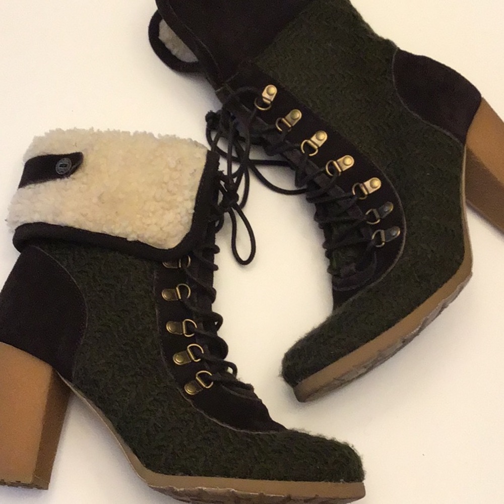 Women’s Green Lace-Up Heeled Boot with Shearling Cuff